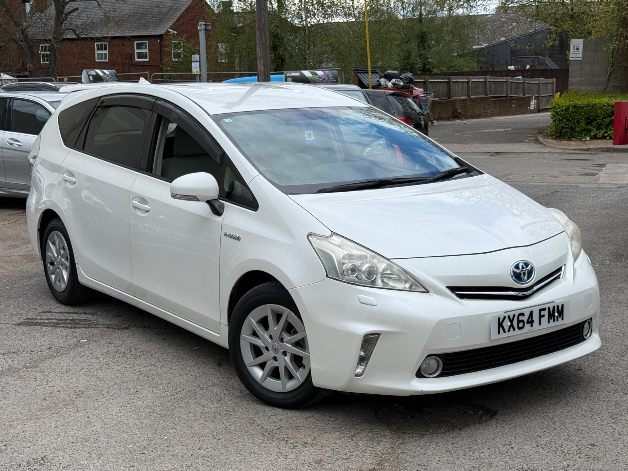 Toyota Prius - Image 5