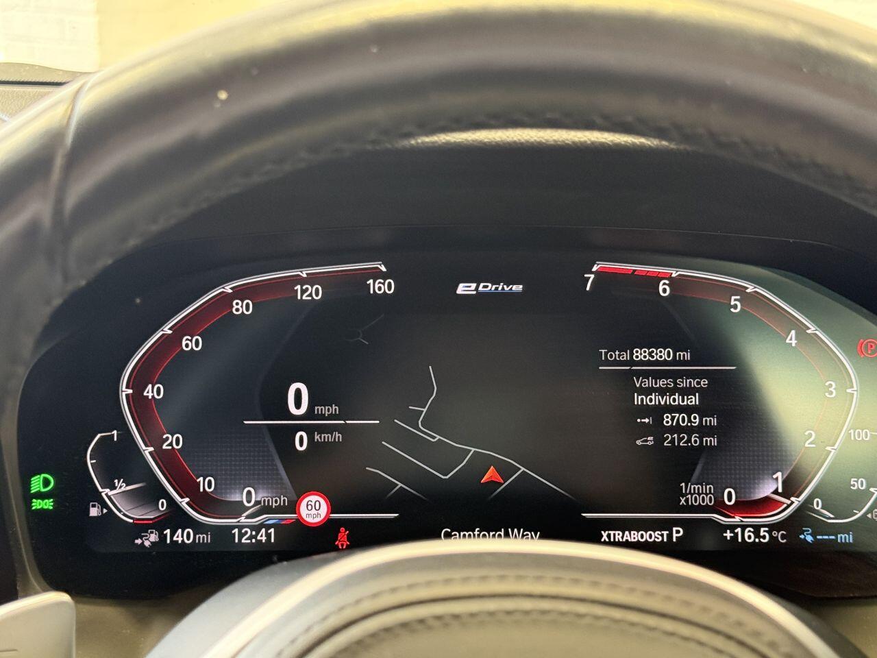 BMW 3 Series view 44