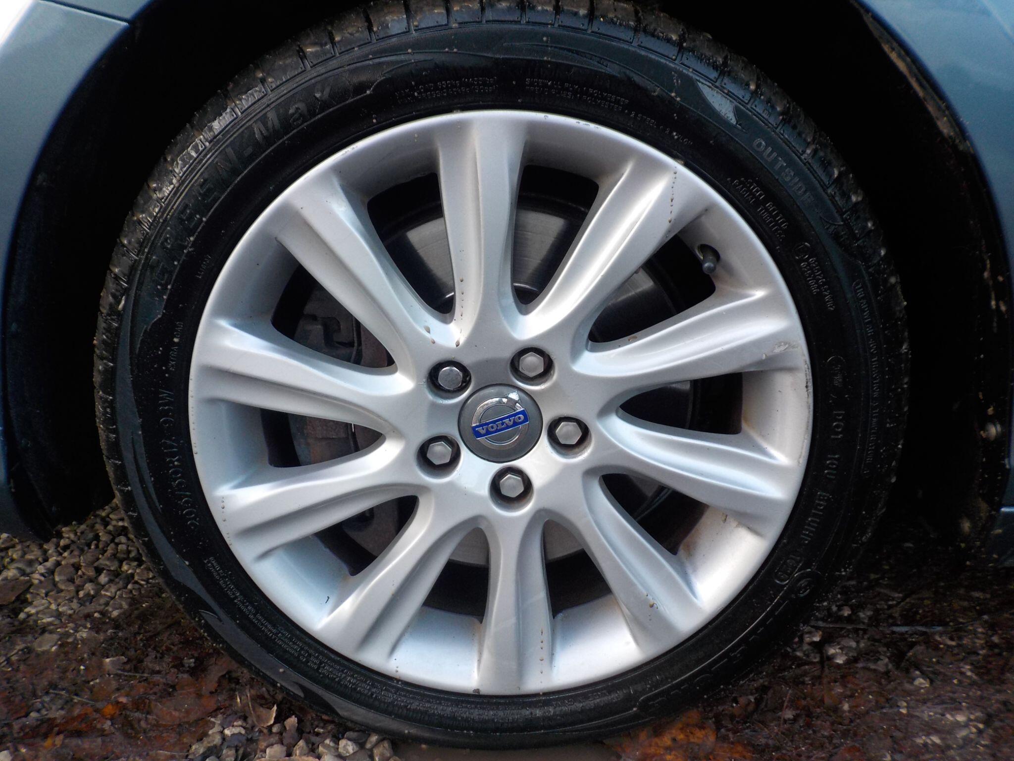 Volvo V40 2.0 D3 SE Lux Nav Geartronic Euro 5 (s/s) 5dr