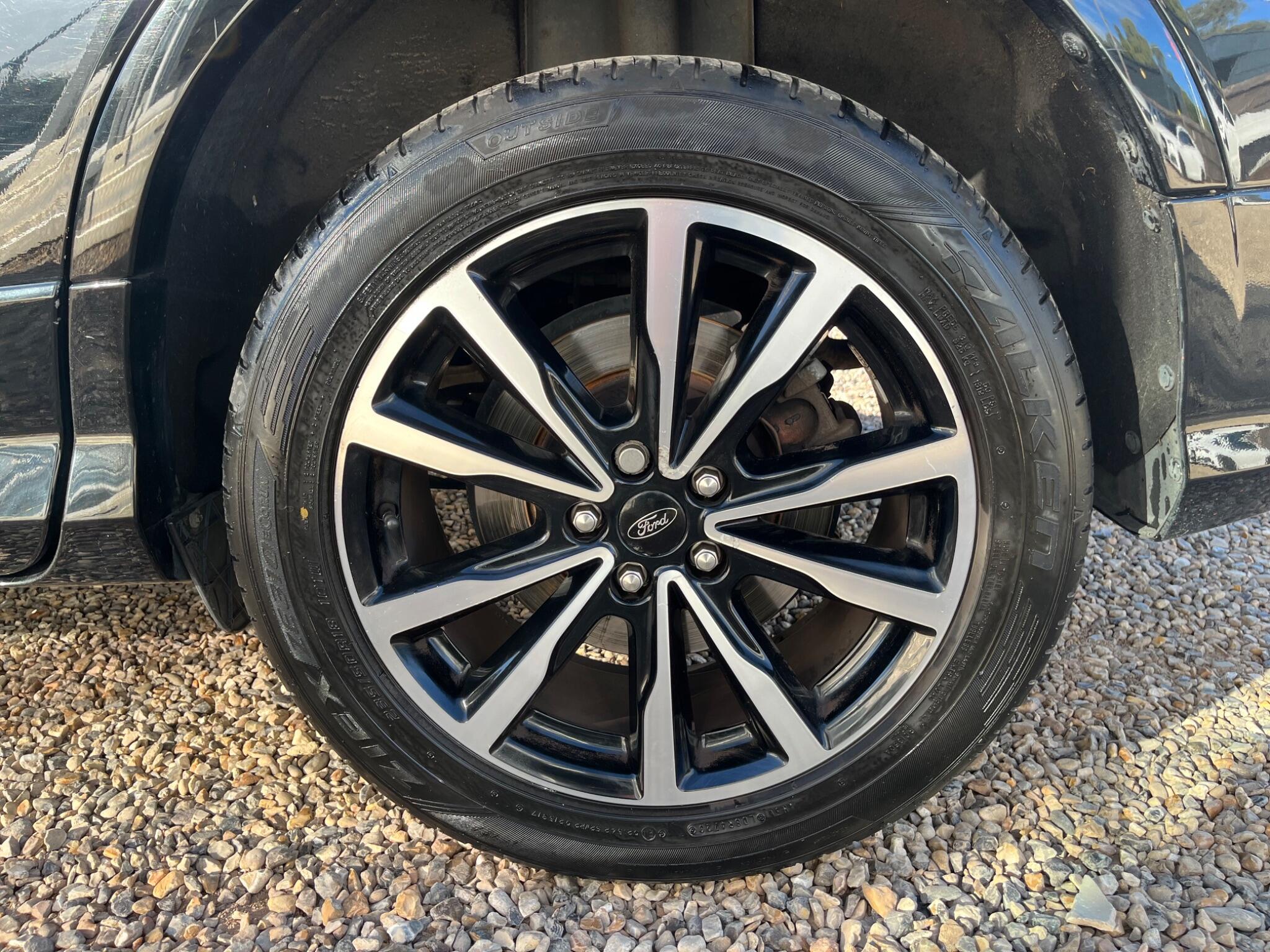 Ford Kuga view 8