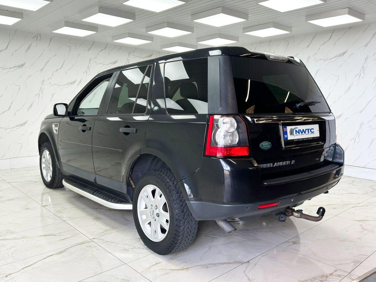 Land Rover Freelander view 8