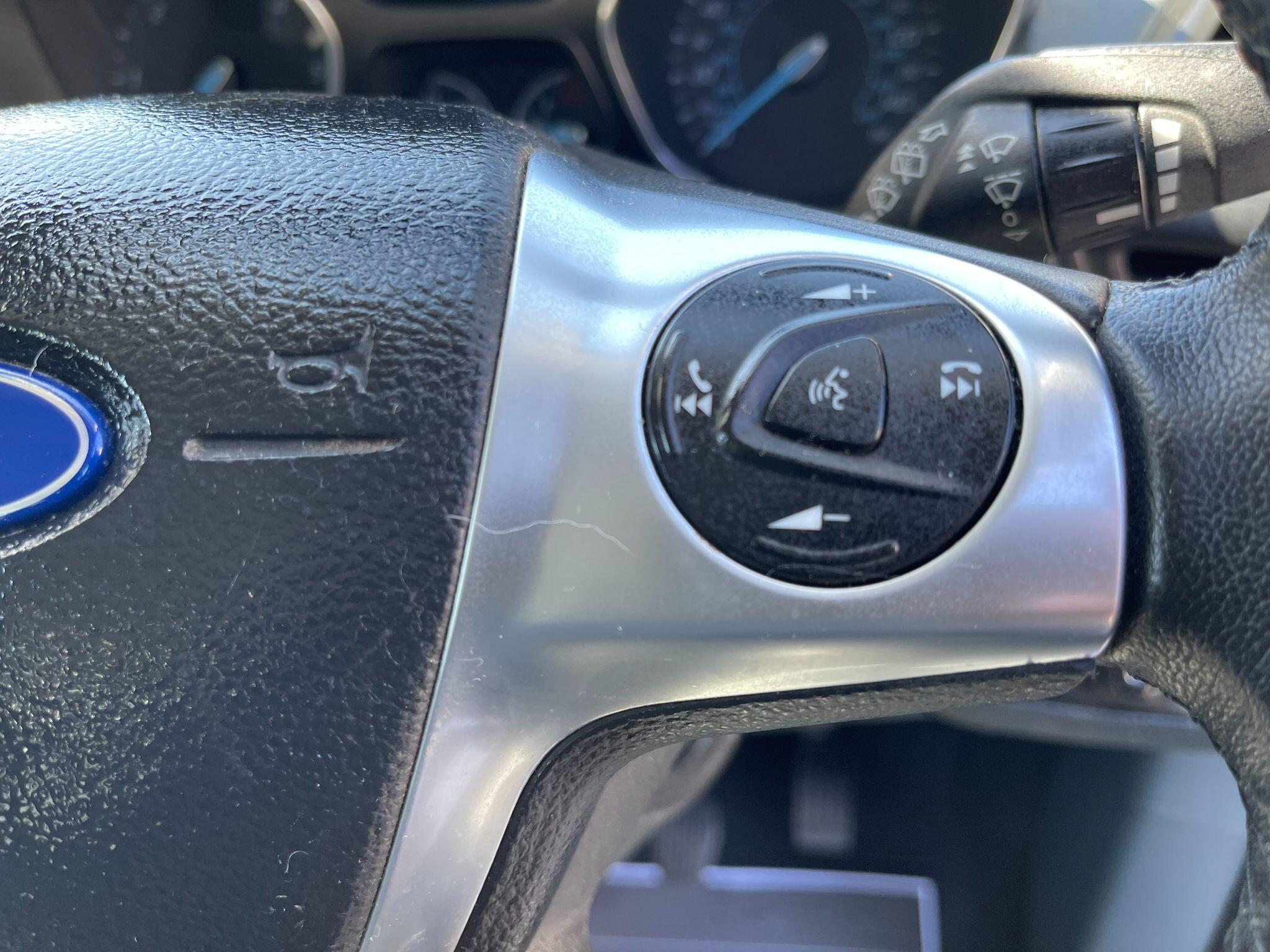 Ford C-Max view 30