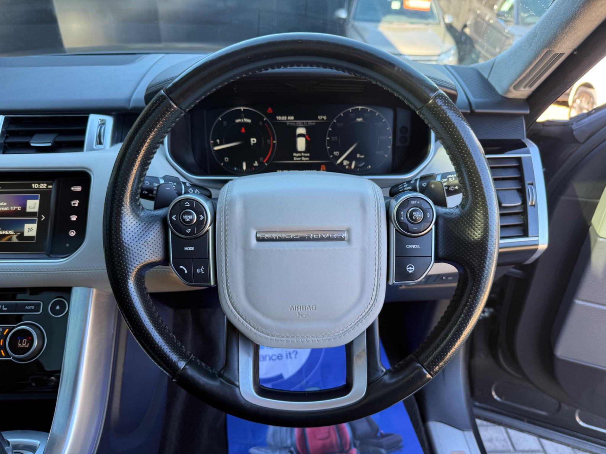 Land Rover Range Rover Sport view 31