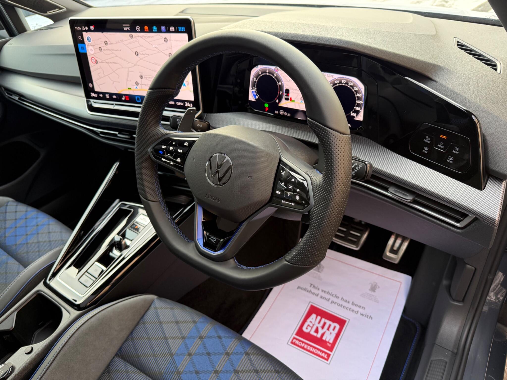 Volkswagen Golf view 9