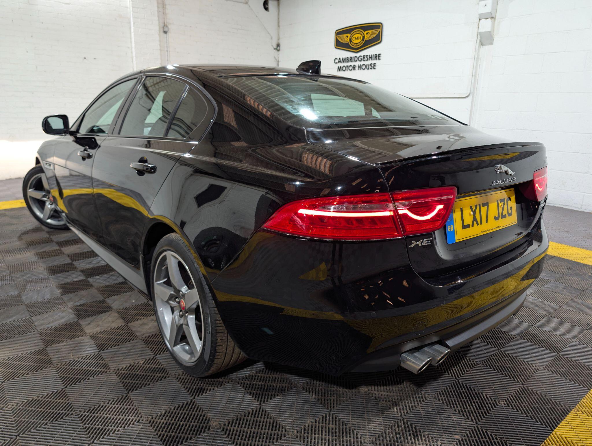 Jaguar Xe view 2