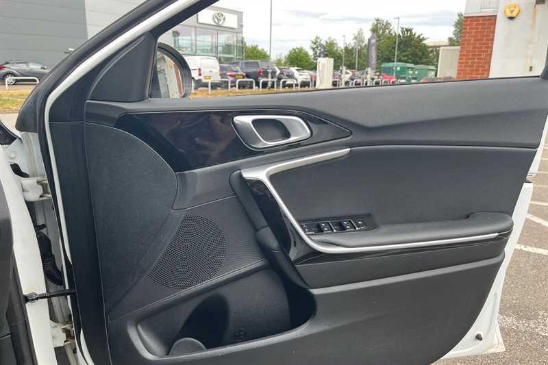 Kia Xceed view 49