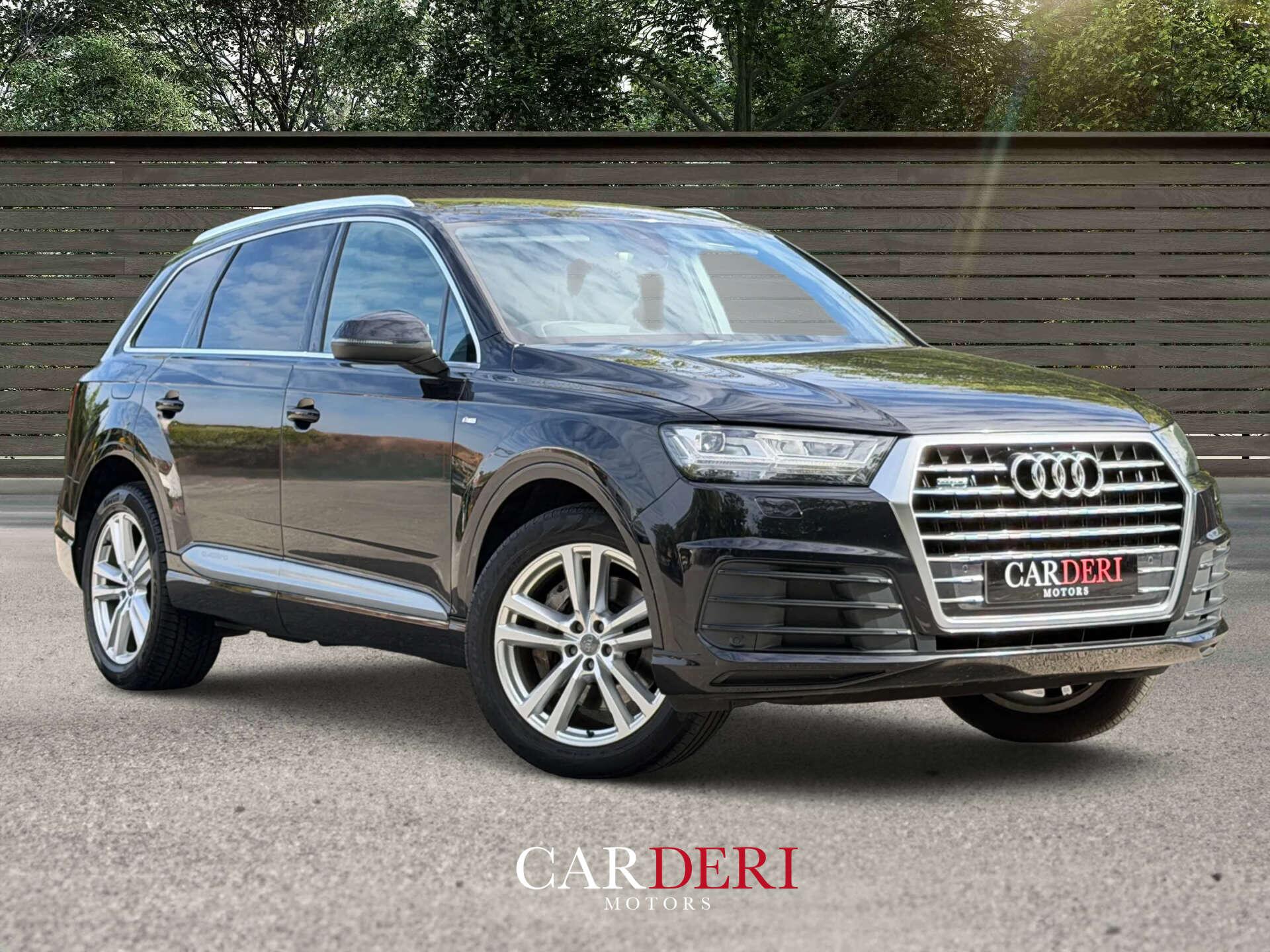 Audi Q7 view 7