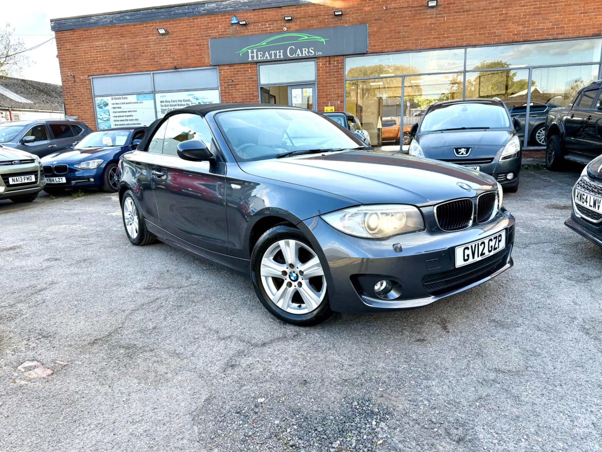 2012 BMW 1 Series image 18