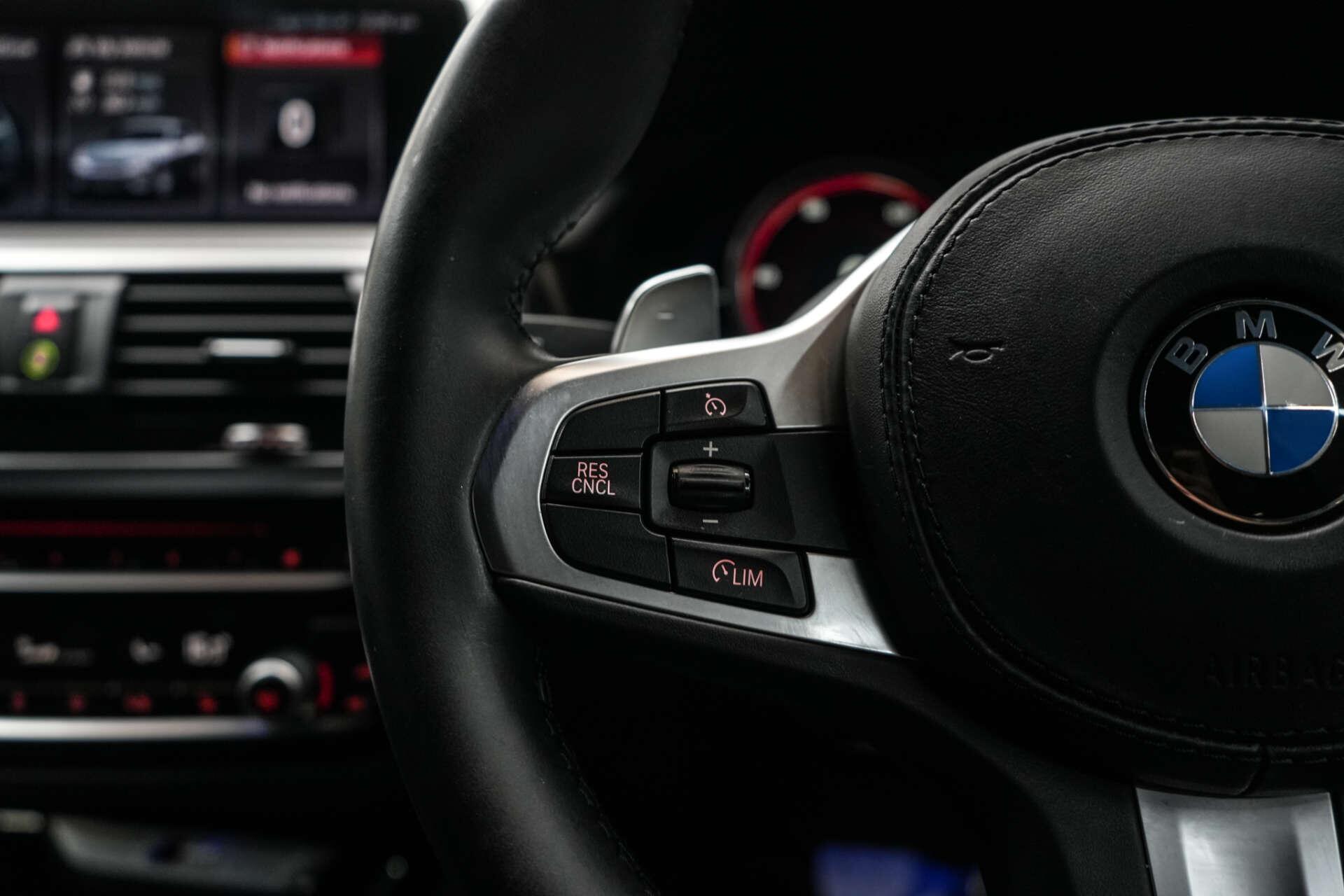 BMW X4 view 40