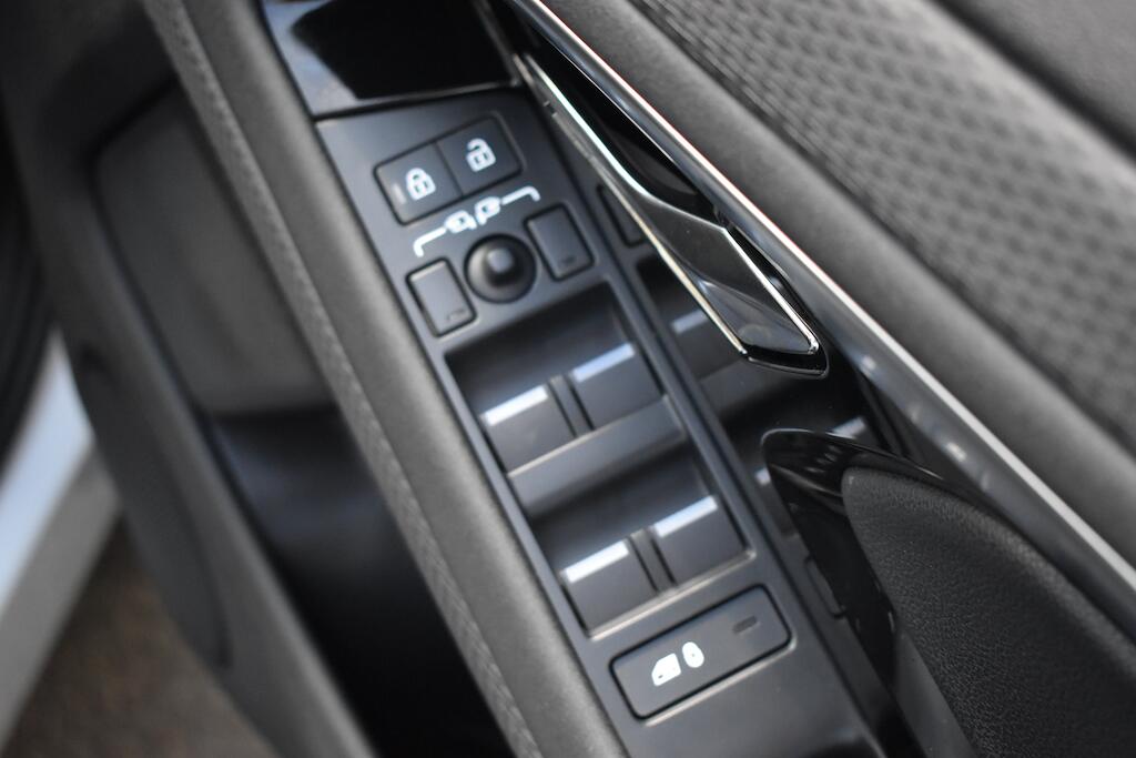 Land Rover Range Rover Evoque view 53
