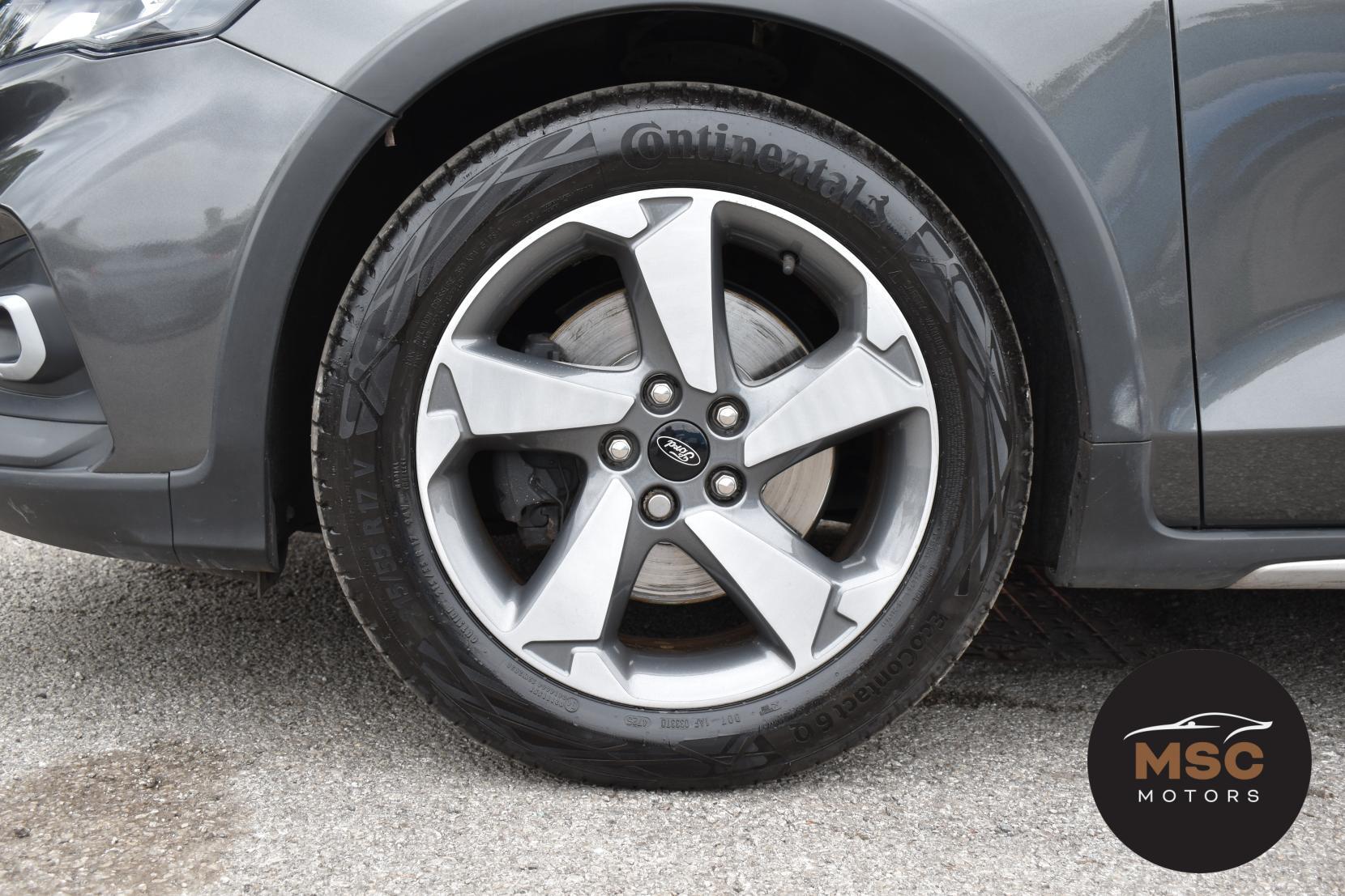 Ford Focus view 28