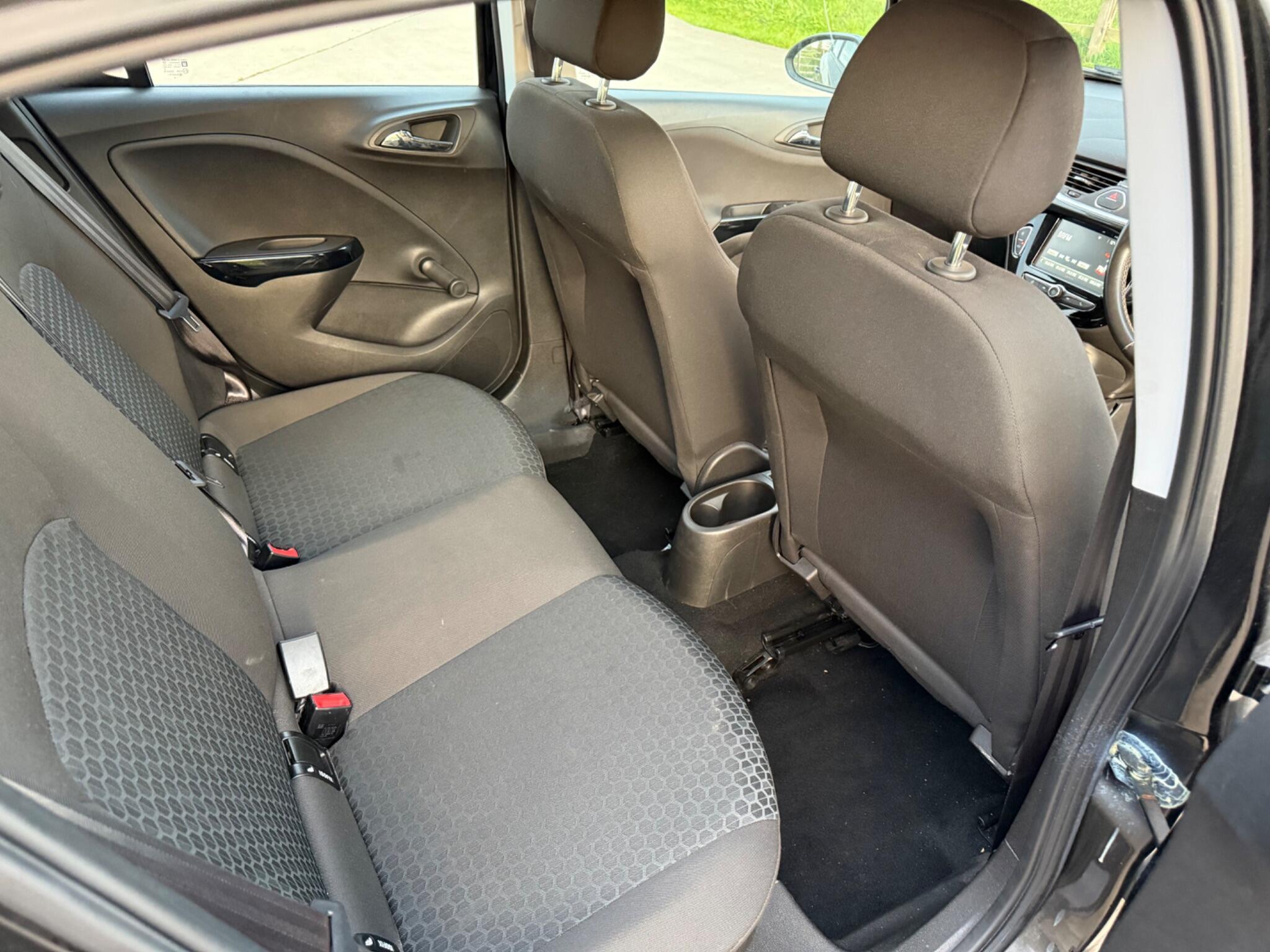 Vauxhall Corsa 1.4i Design Euro 6 (s/s) 5dr — photo 38 of 104