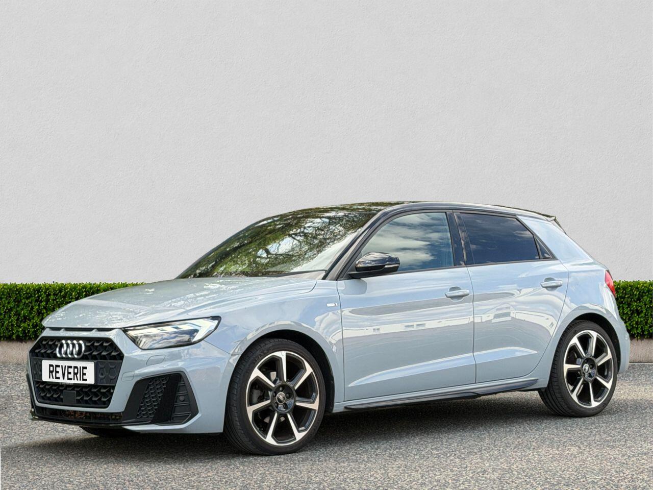 Audi A1 view 3