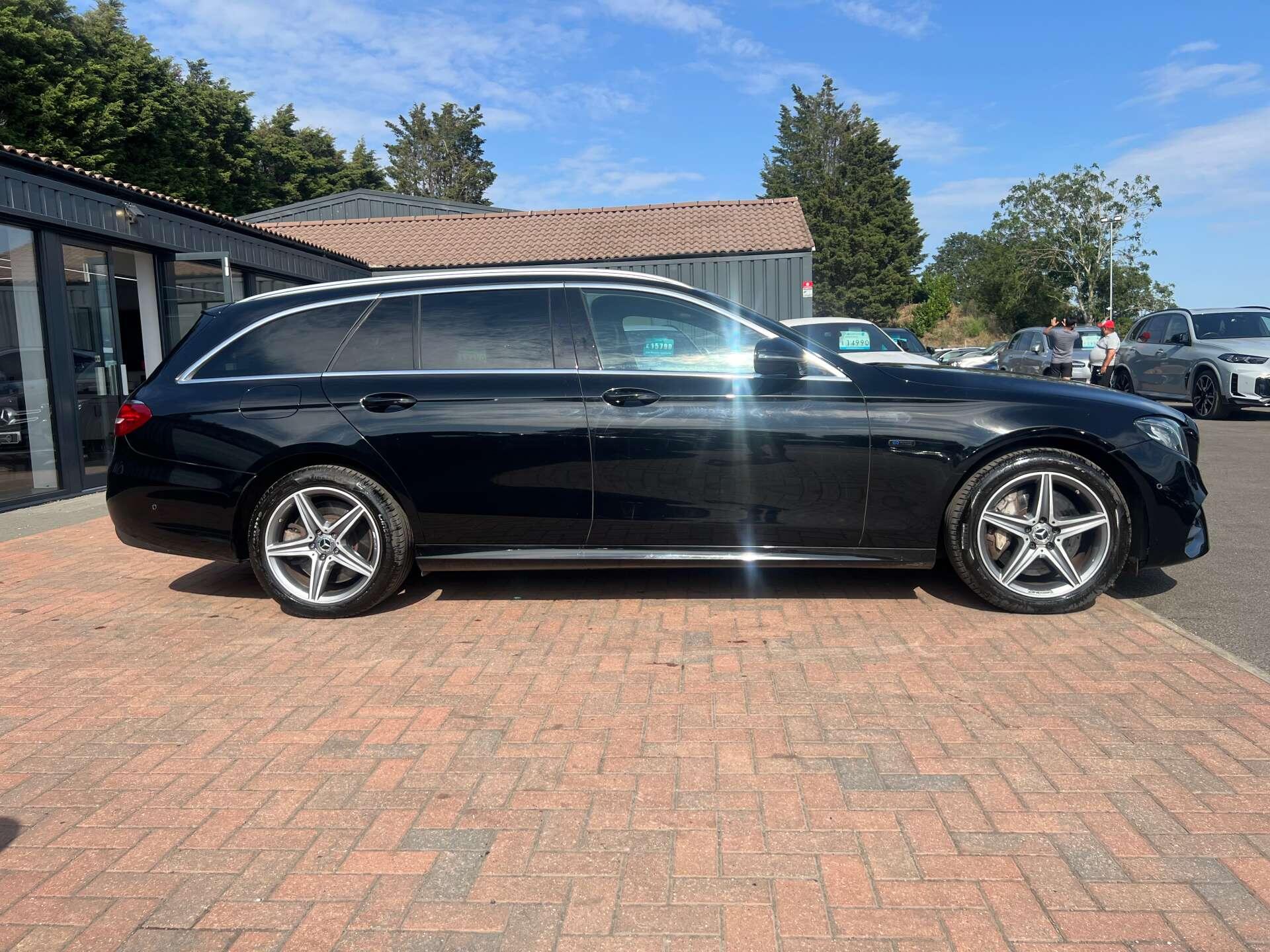 Mercedes-Benz E-Class view 6