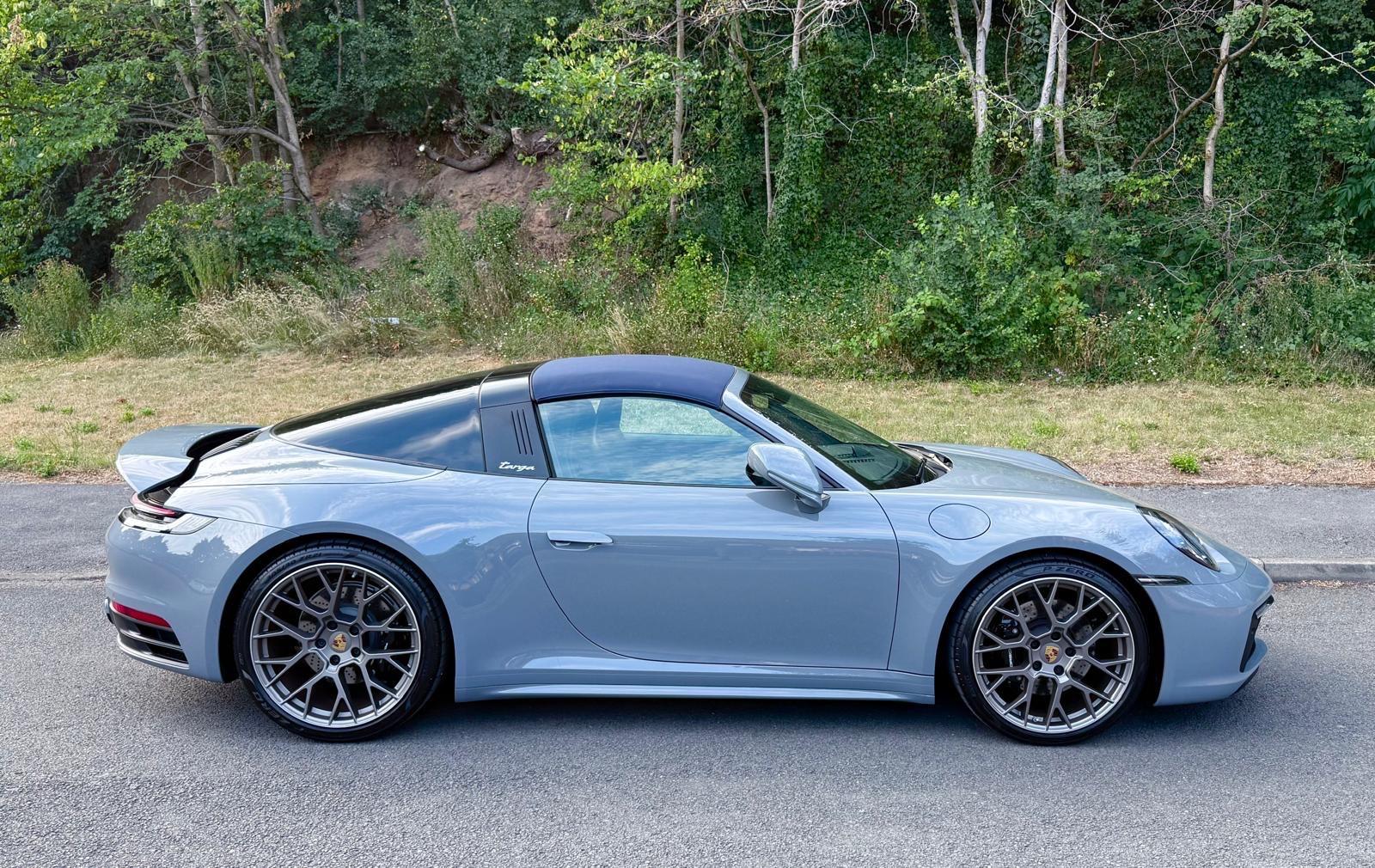 Porsche 911 view 62