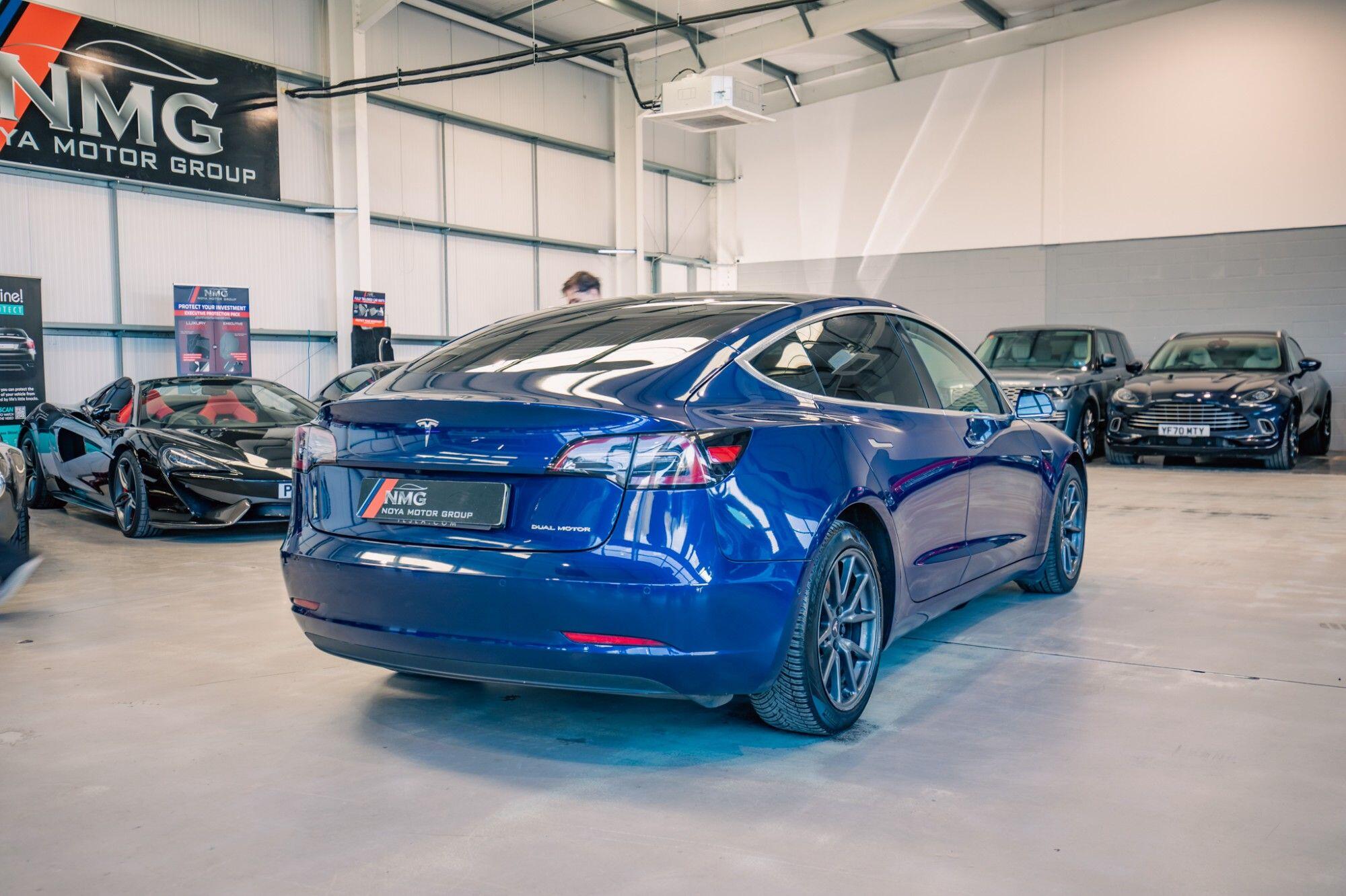 Tesla Model 3 view 26