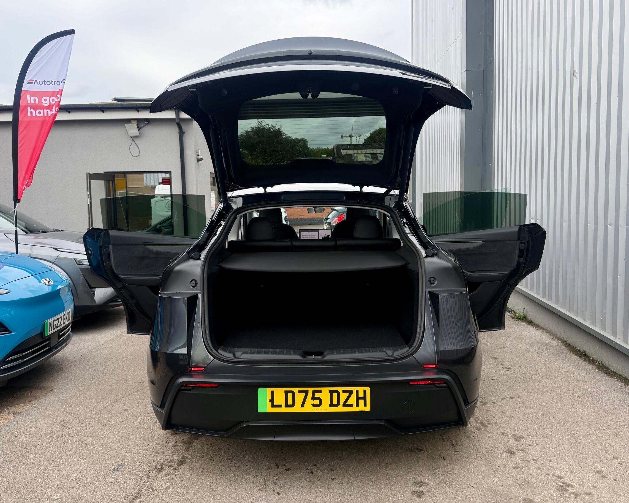 Tesla Model Y view 23
