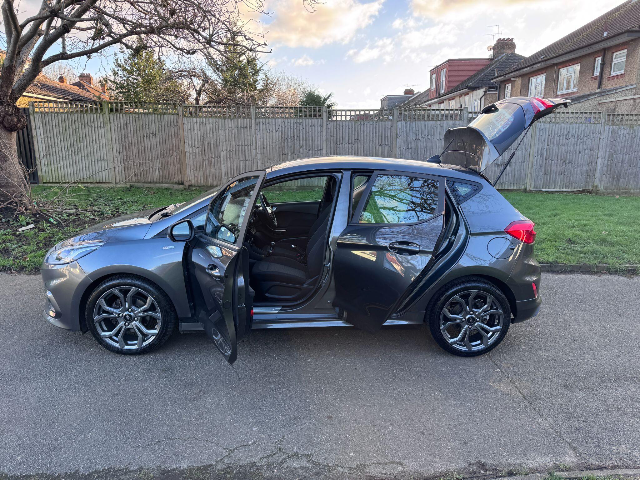 2019 Ford Fiesta 1.0T EcoBoost ST-Line Euro 6 (s/s) 5dr • 46,000 miles image 33