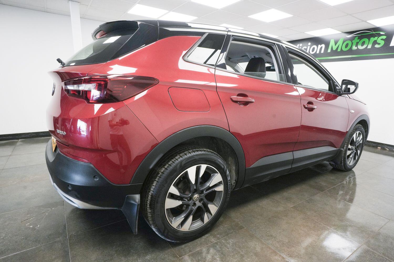 Vauxhall Grandland X view 3