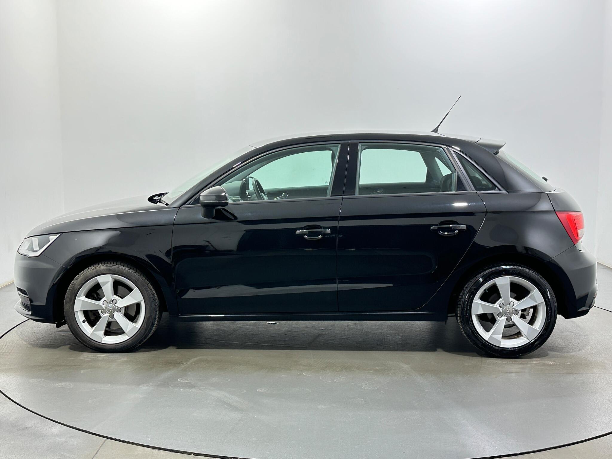 Audi A1 view 5