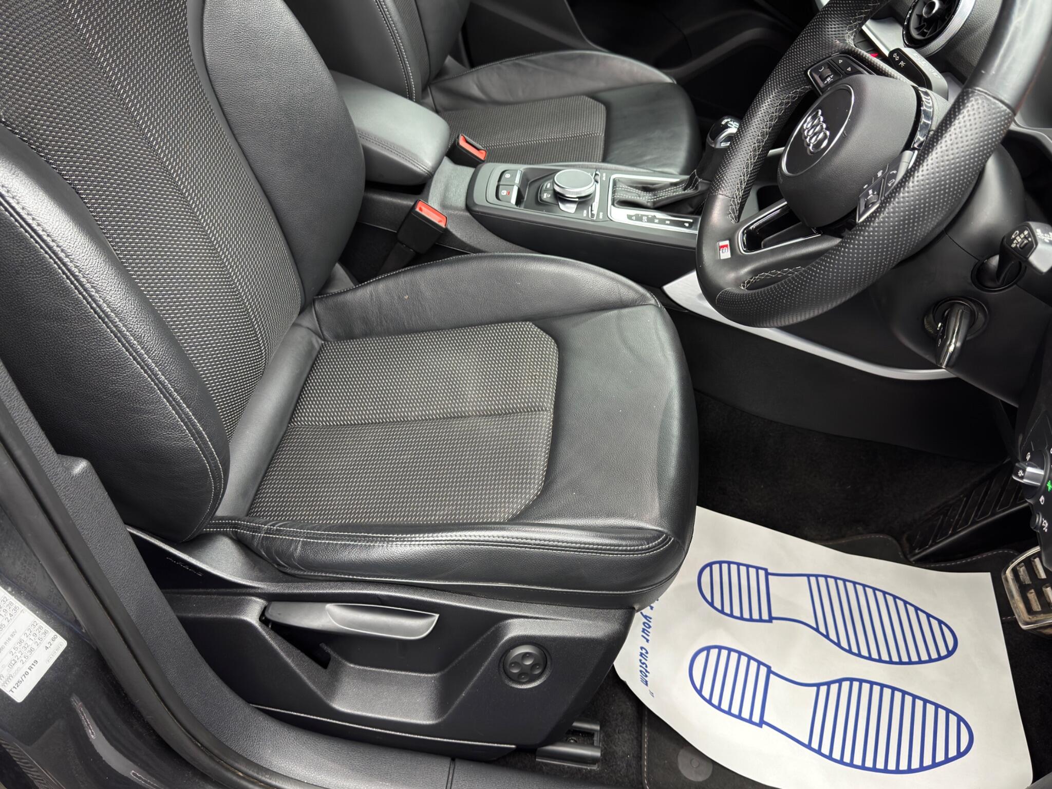 Audi Q2 view 13