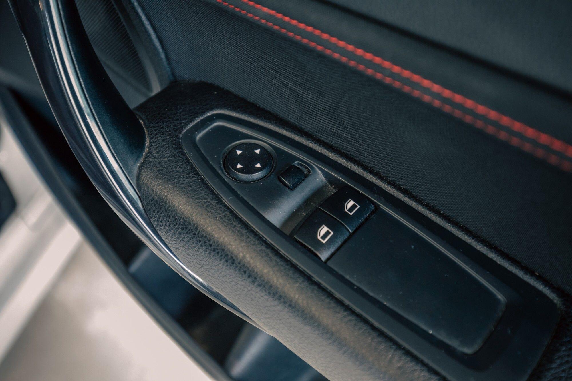 BMW 2 Series view 12