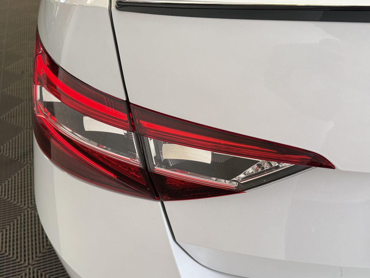 Skoda Superb view 27