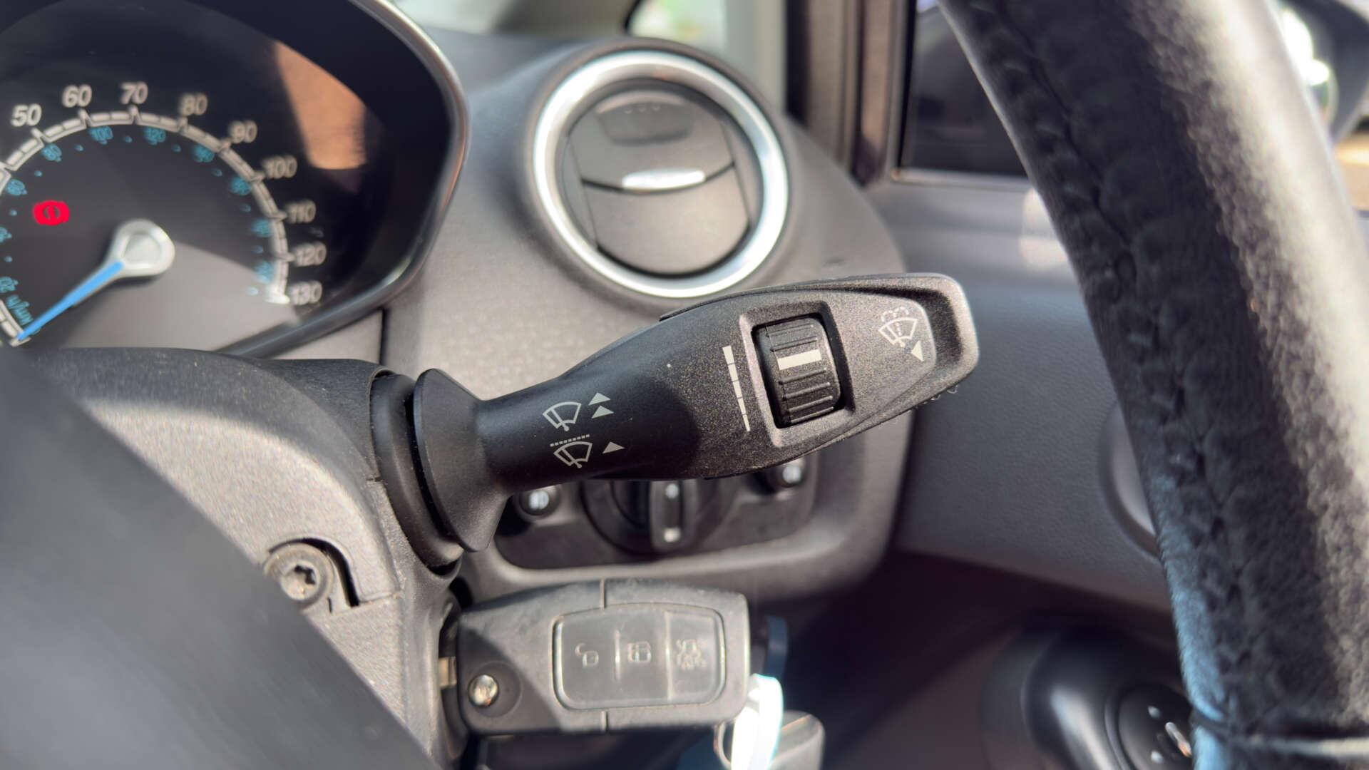 Ford Fiesta view 17