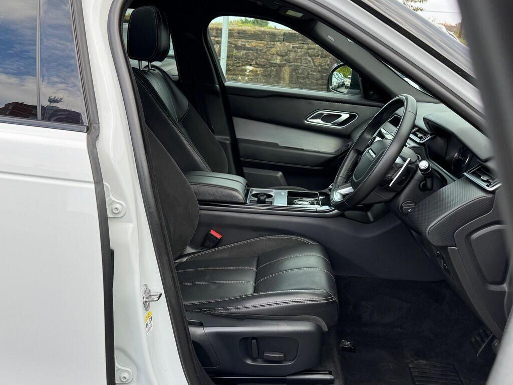 Land Rover Range Rover Velar view 14