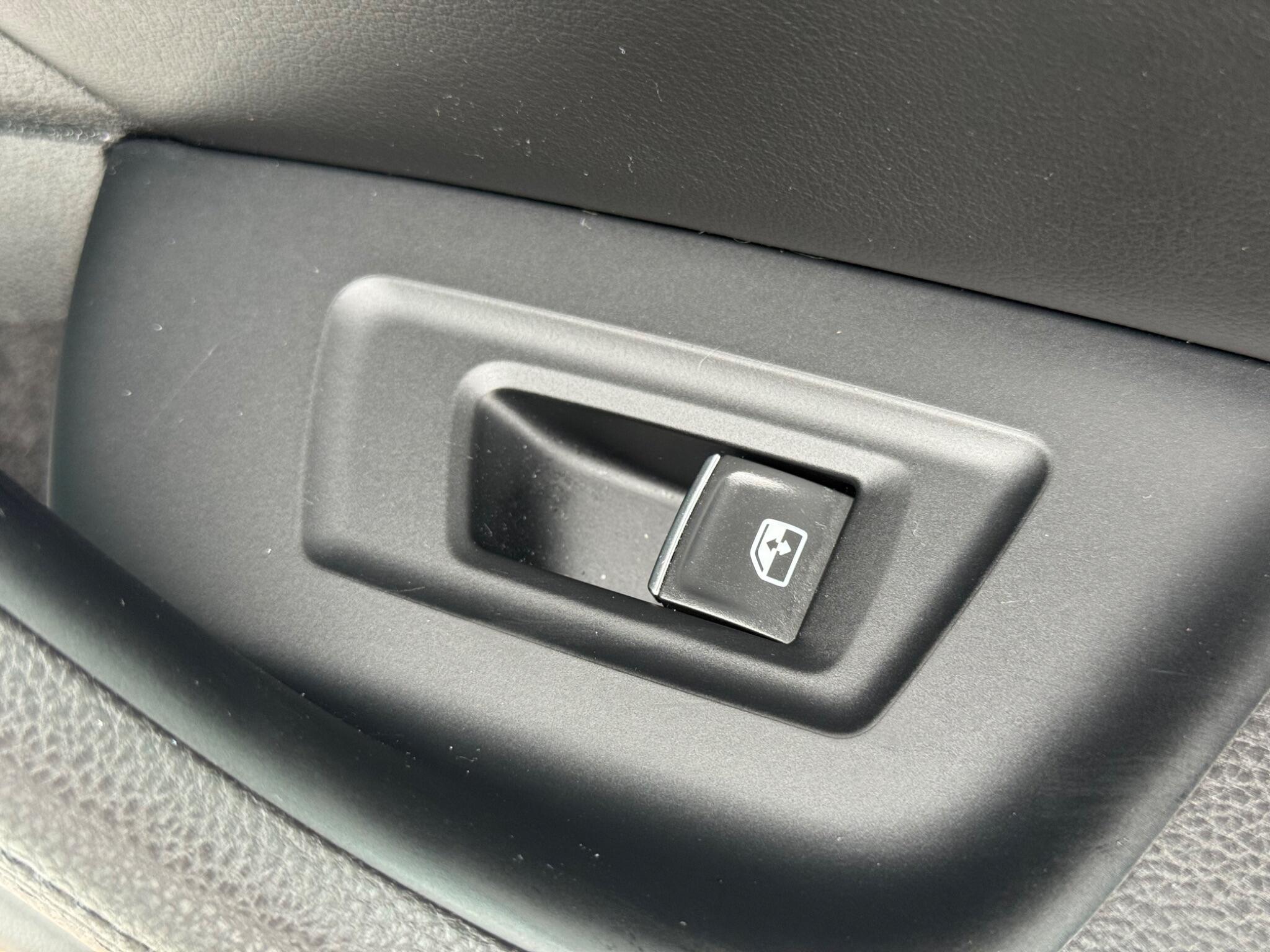 Volkswagen Passat view 34
