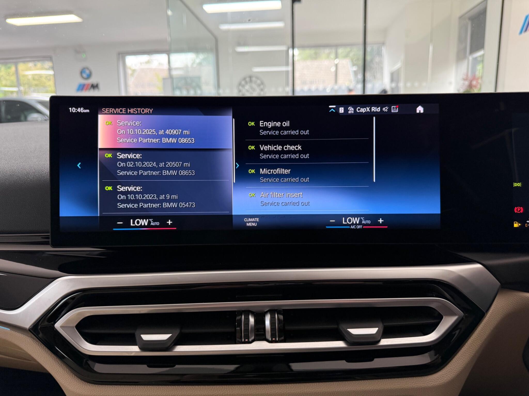 BMW 3 Series view 8