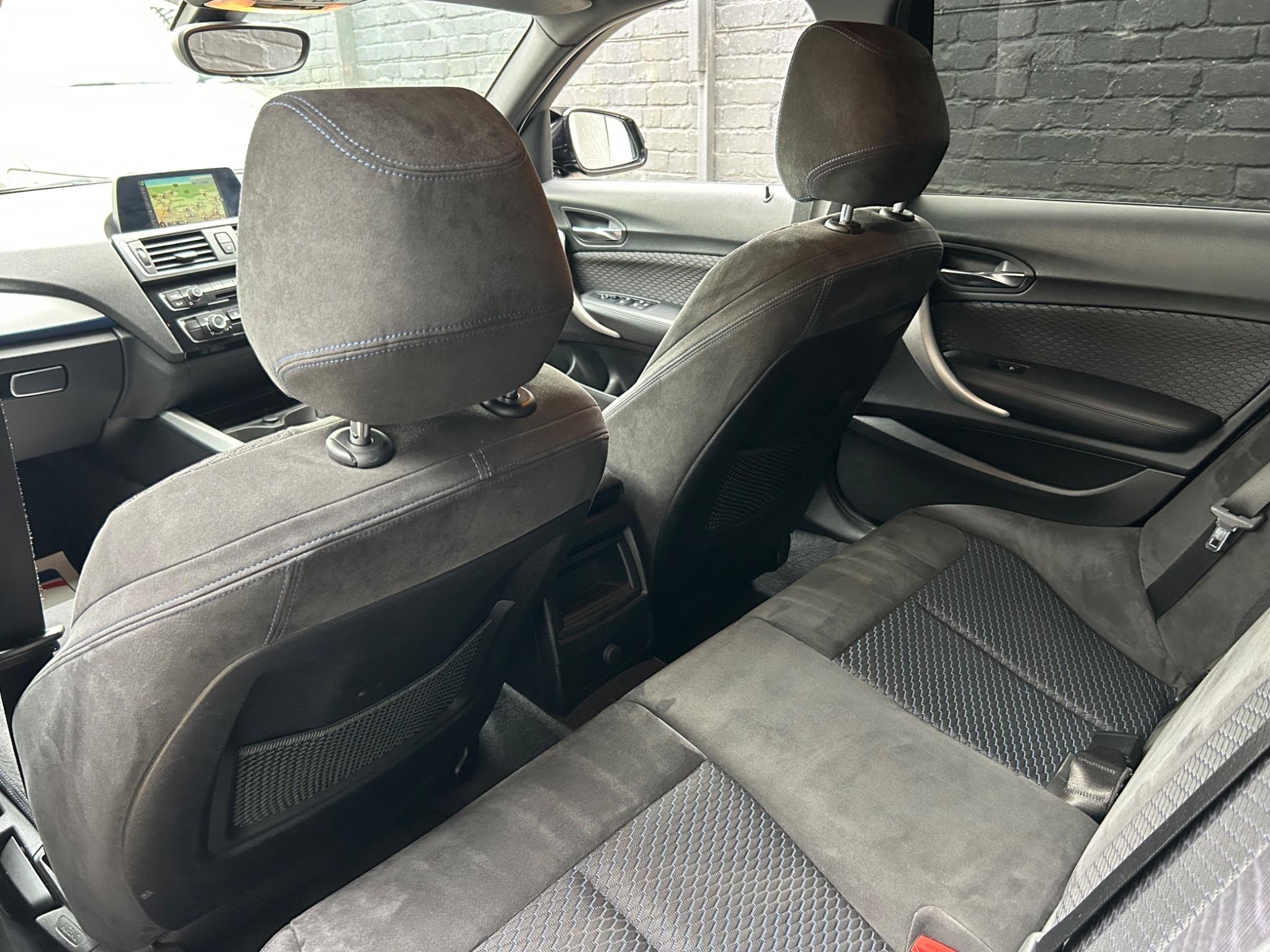 BMW 1 Series view 28