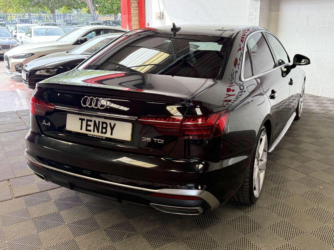 Audi A4 view 10