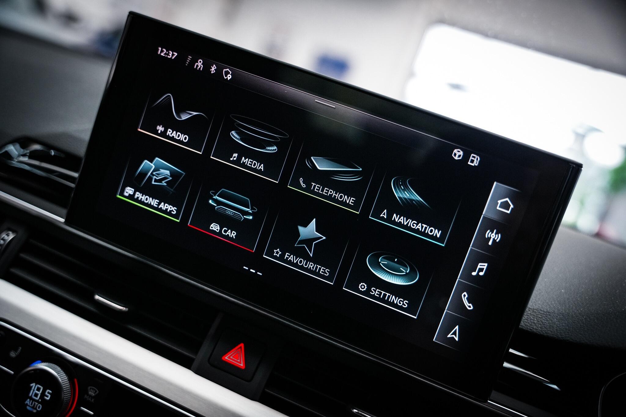 Audi A5 view 5