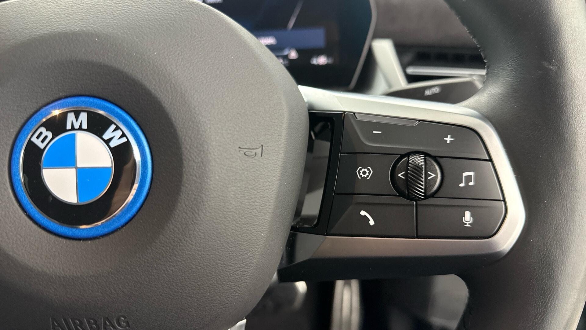 BMW iX2 view 19