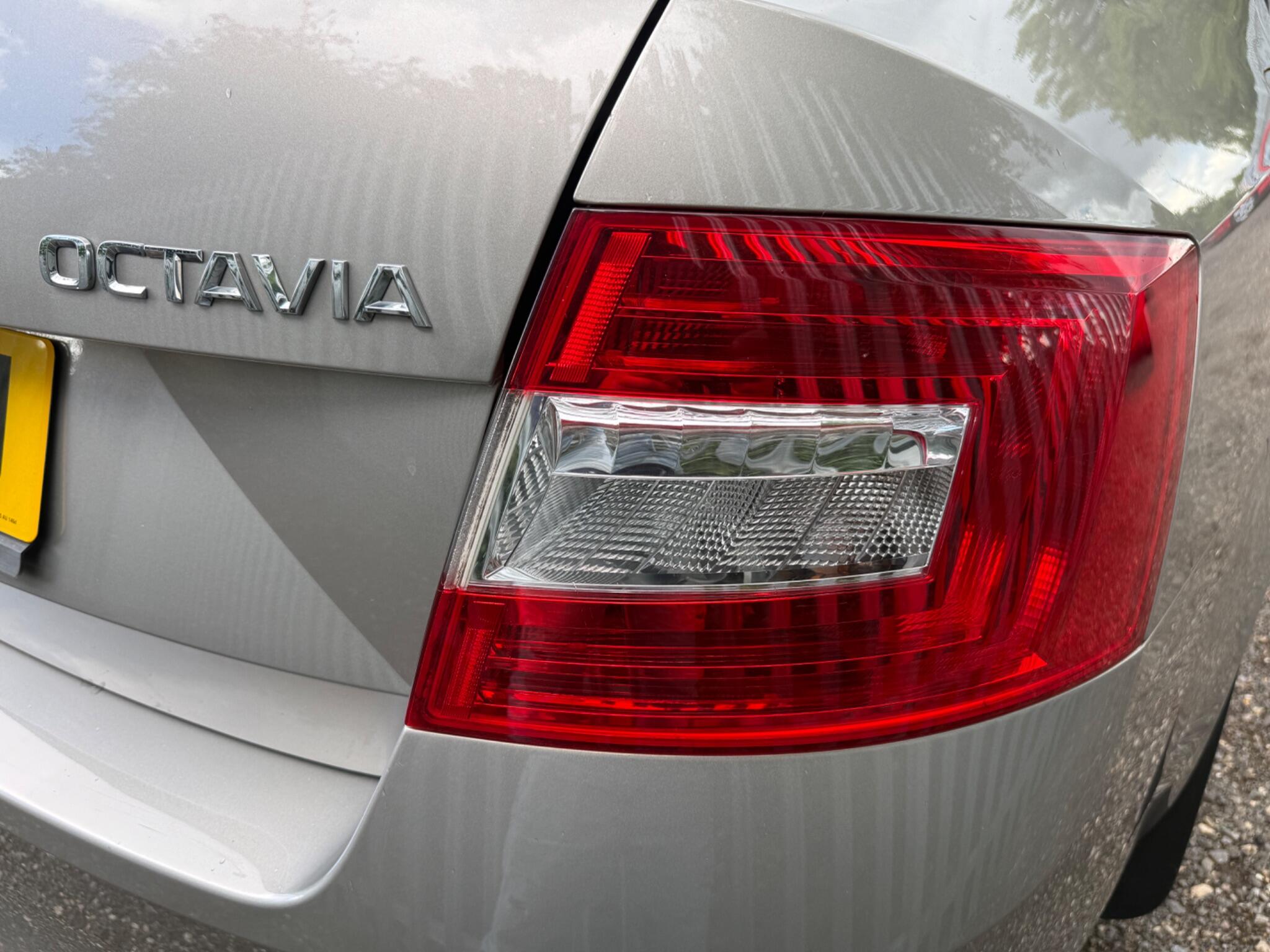 2014 Skoda Octavia image 50