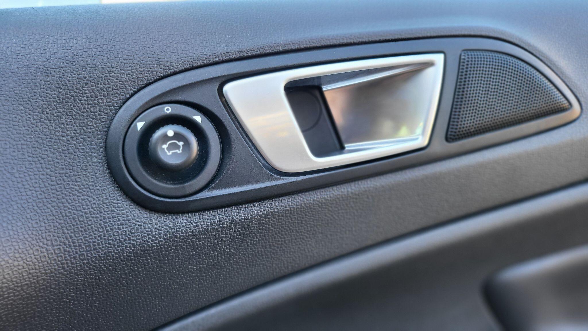 Ford Ecosport view 20