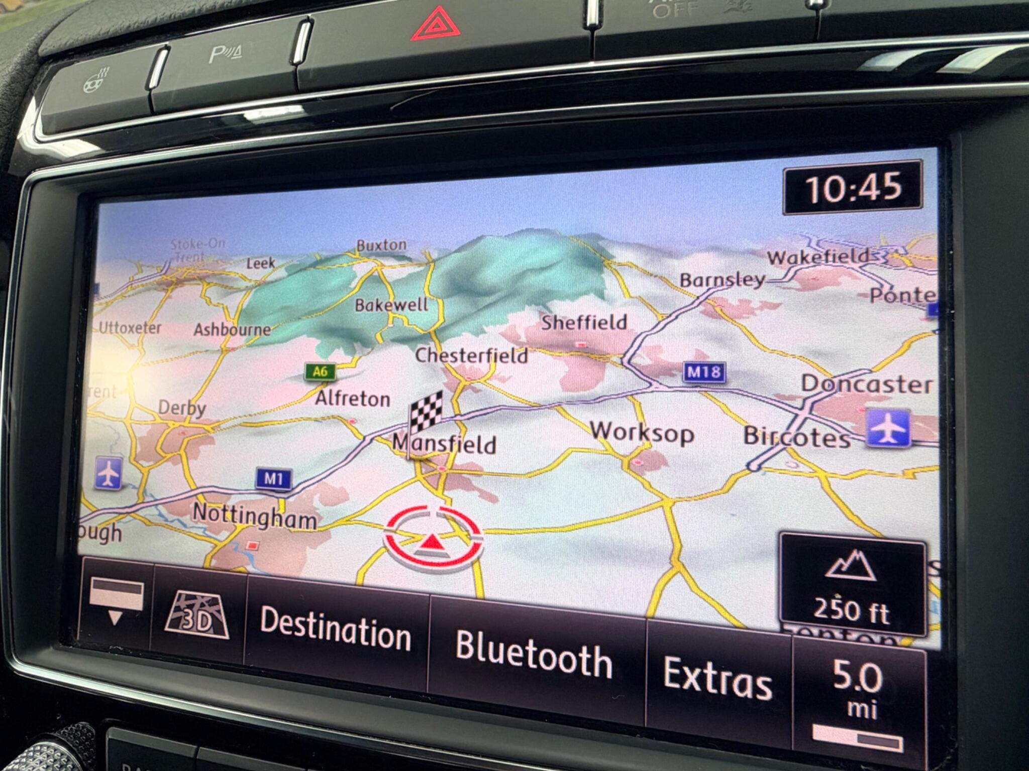Volkswagen Touareg view 23