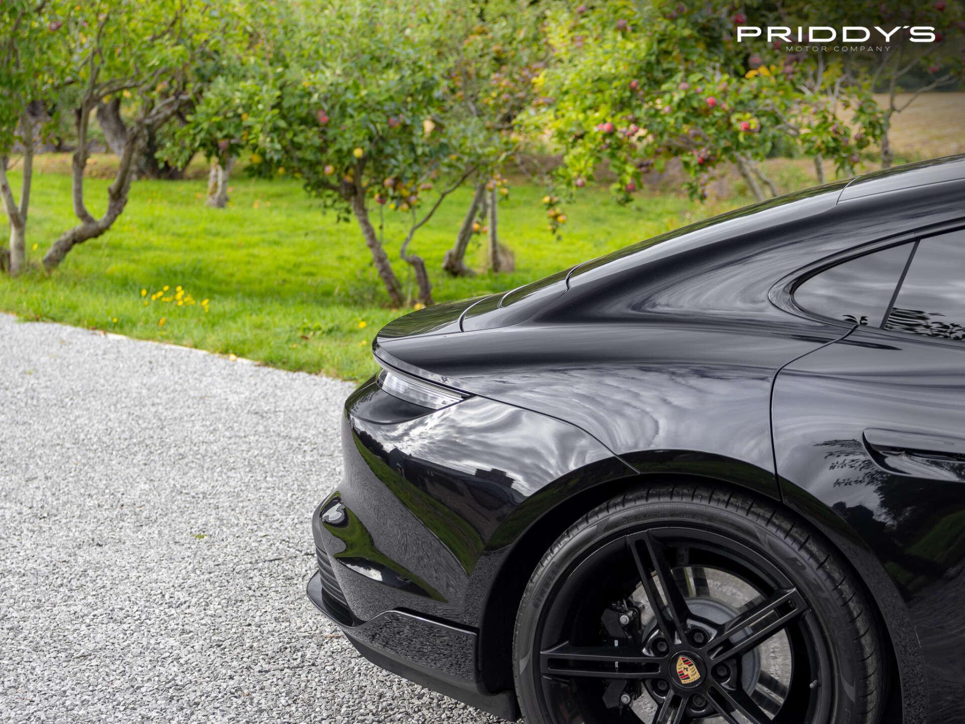 Porsche Taycan view 53