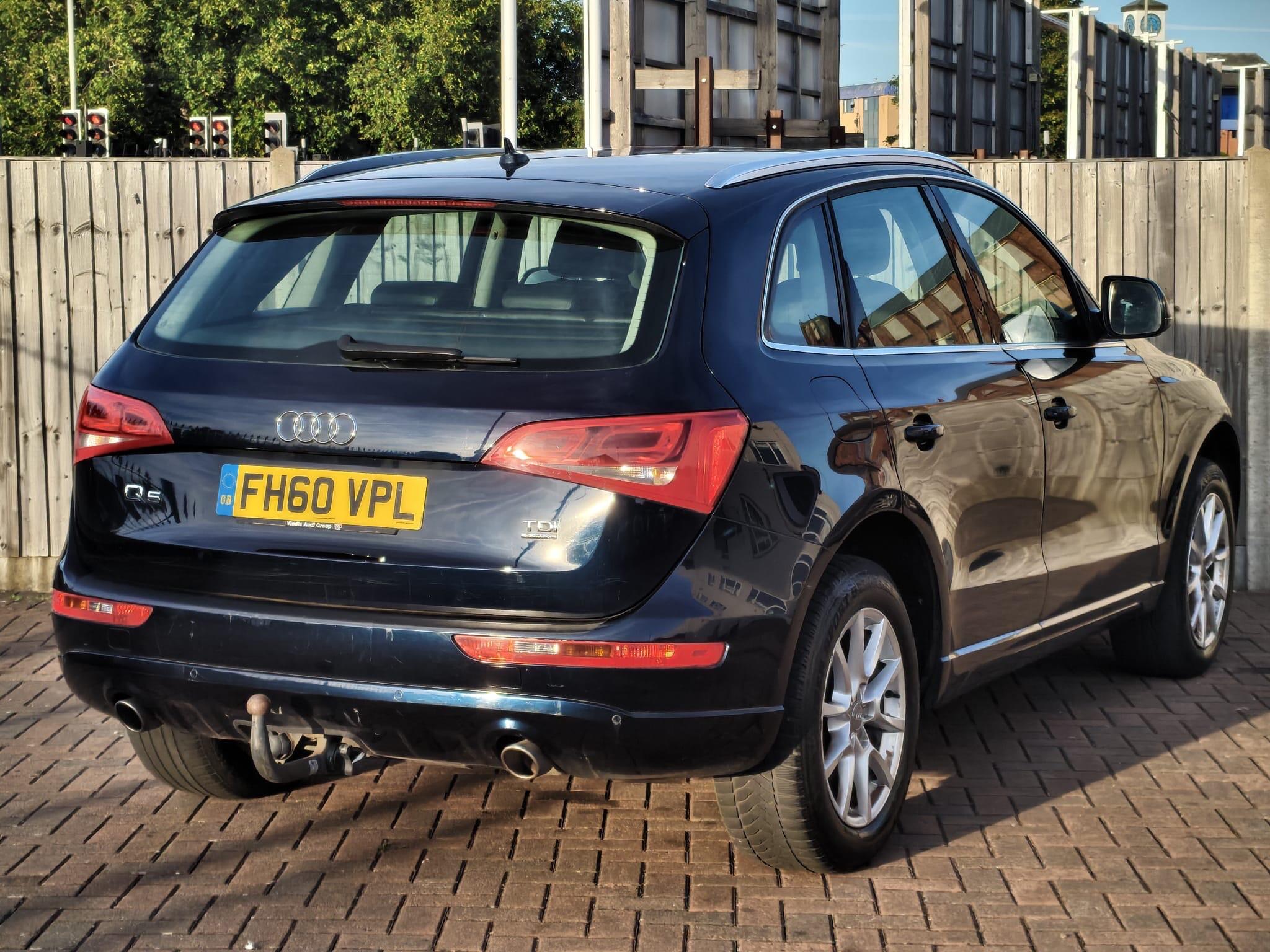 Audi Q5 view 6