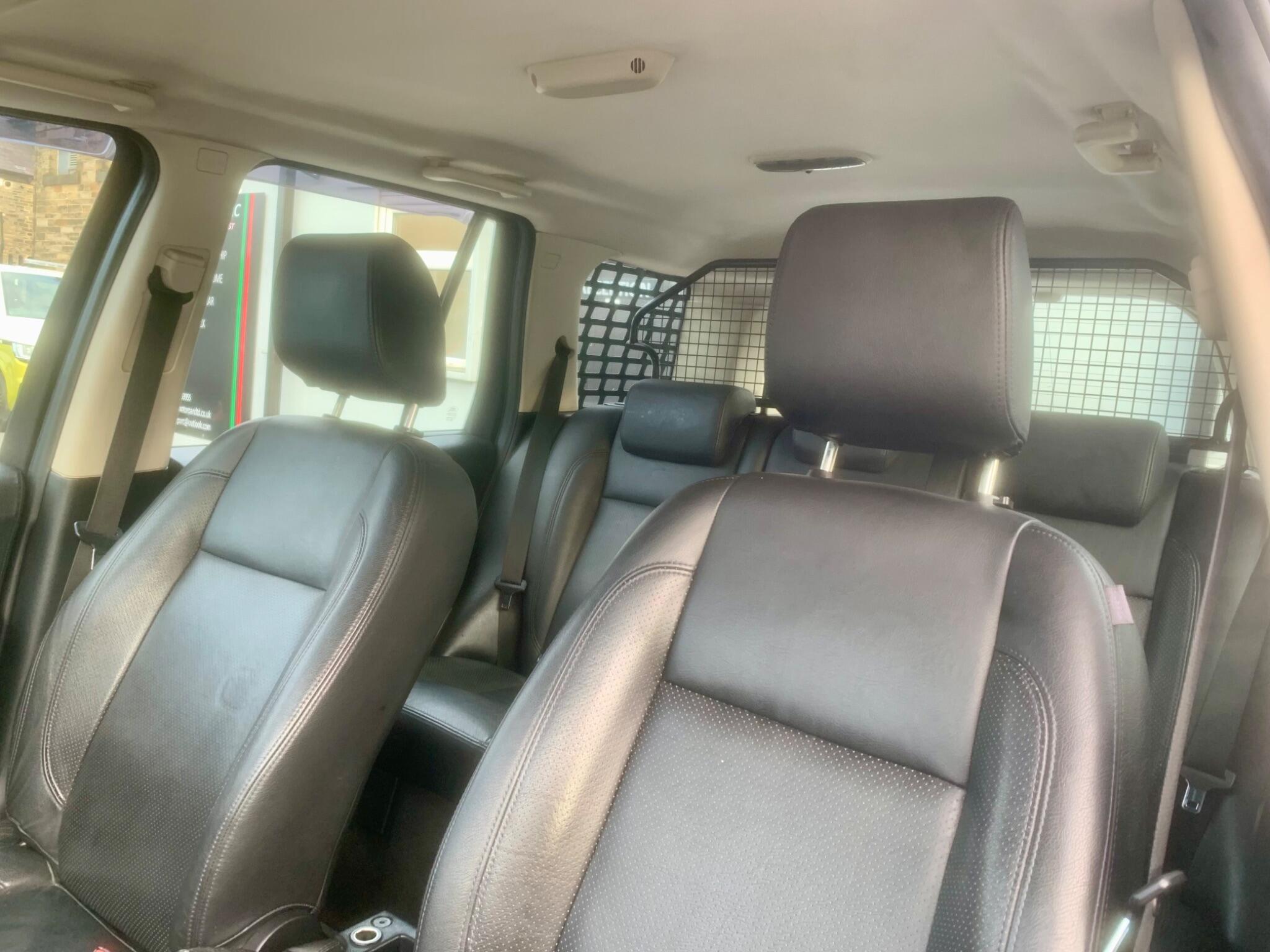 Land Rover Freelander 2 view 26