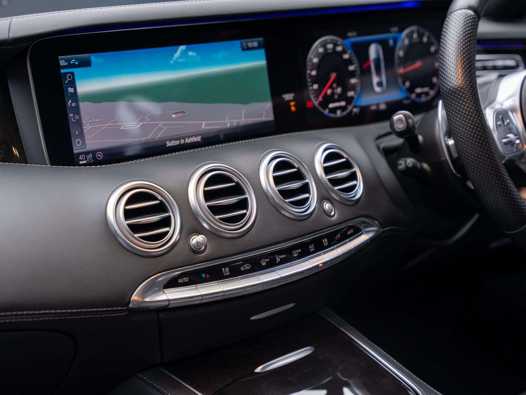 Mercedes-Benz S-Class view 56