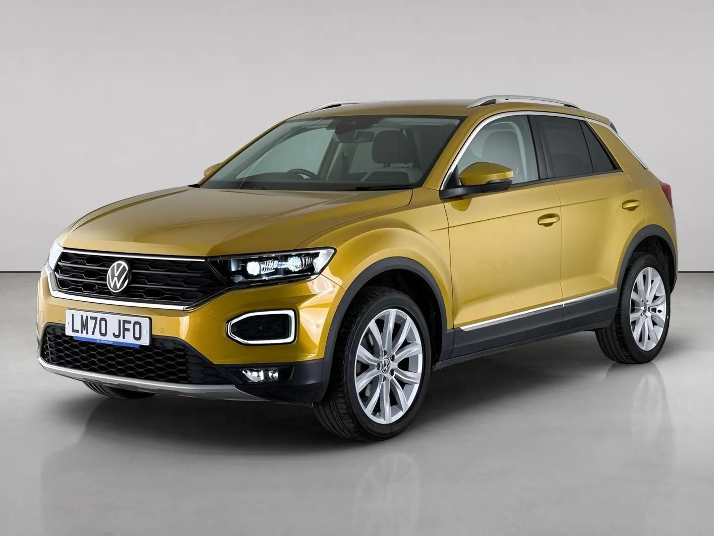 Volkswagen T-Roc view 2