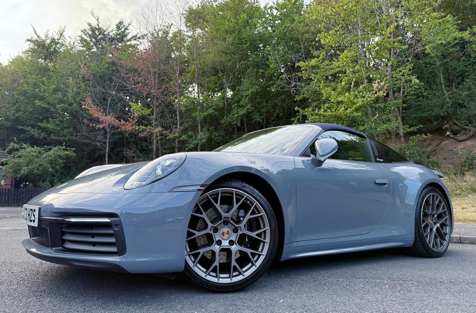 Porsche 911 view 41