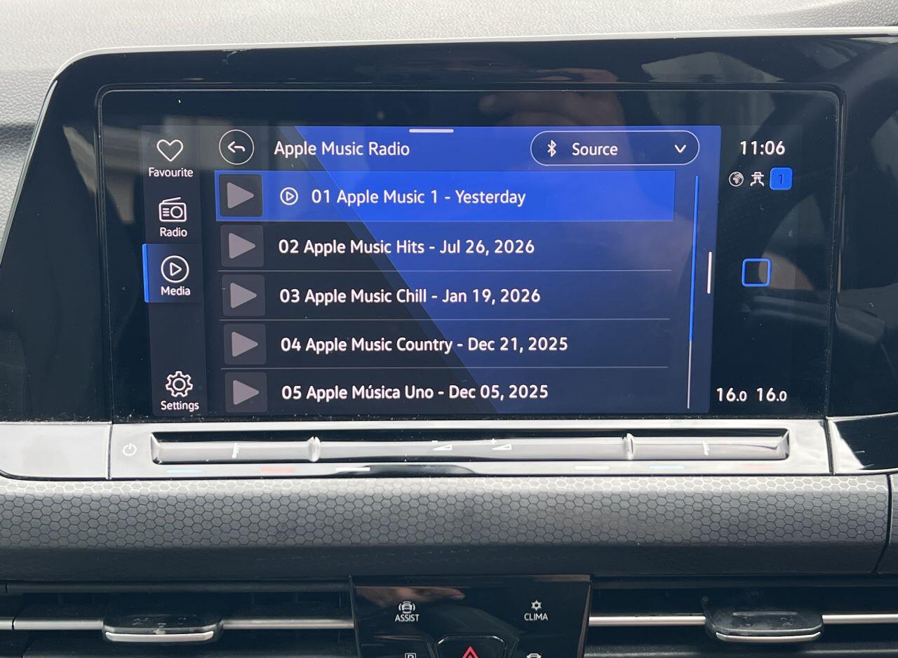Volkswagen Golf view 42
