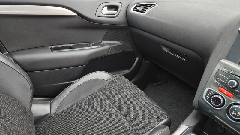 2011 Citroen C4 image 37