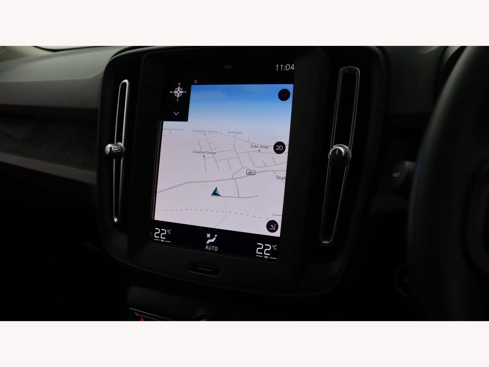 Volvo XC40 view 19