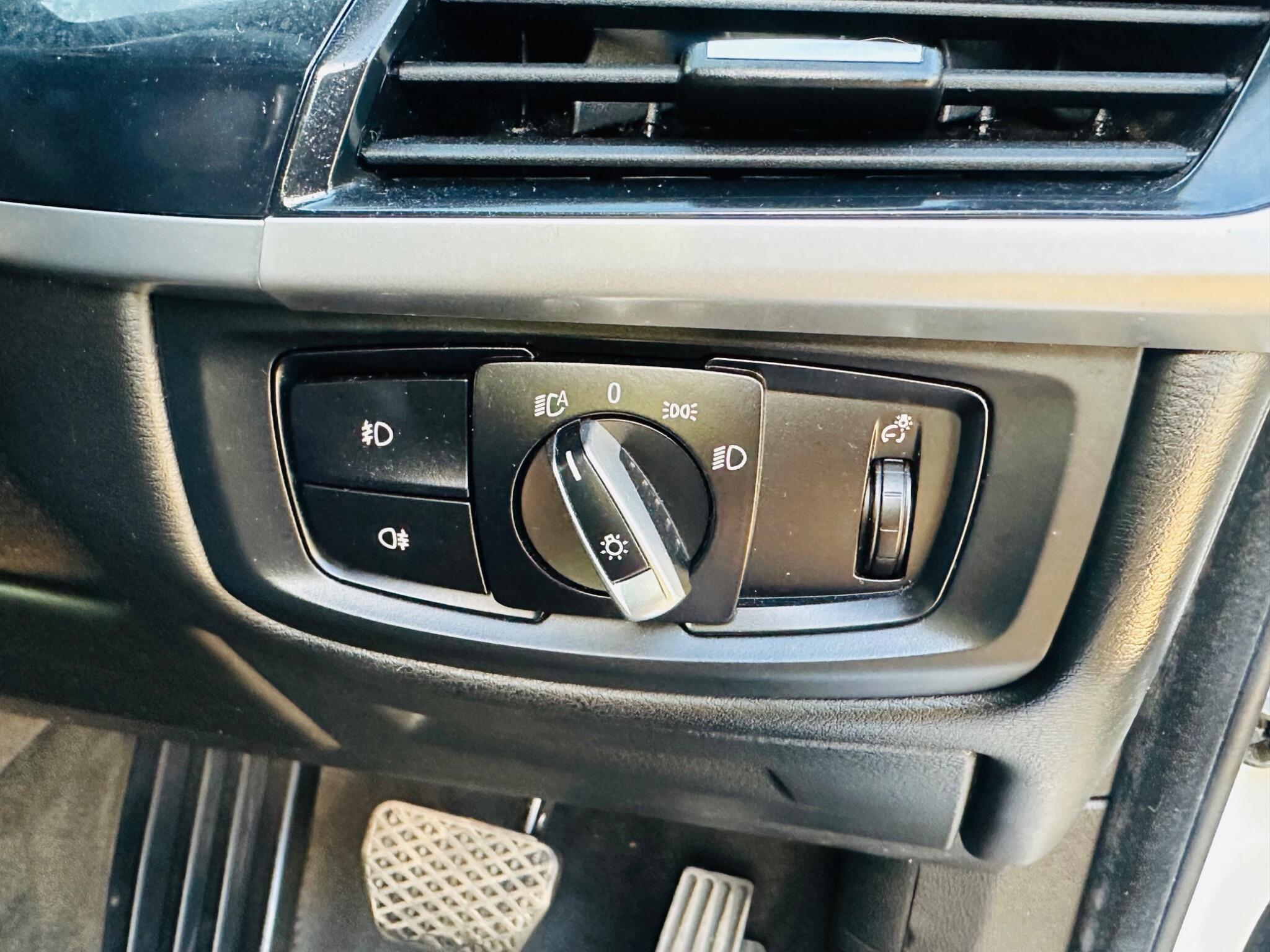 BMW X6 view 18