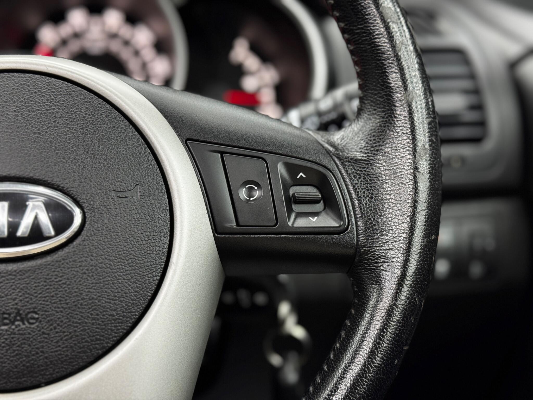Kia Venga view 21