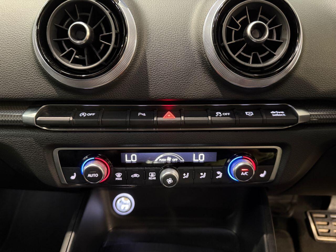 Audi RS3 view 9